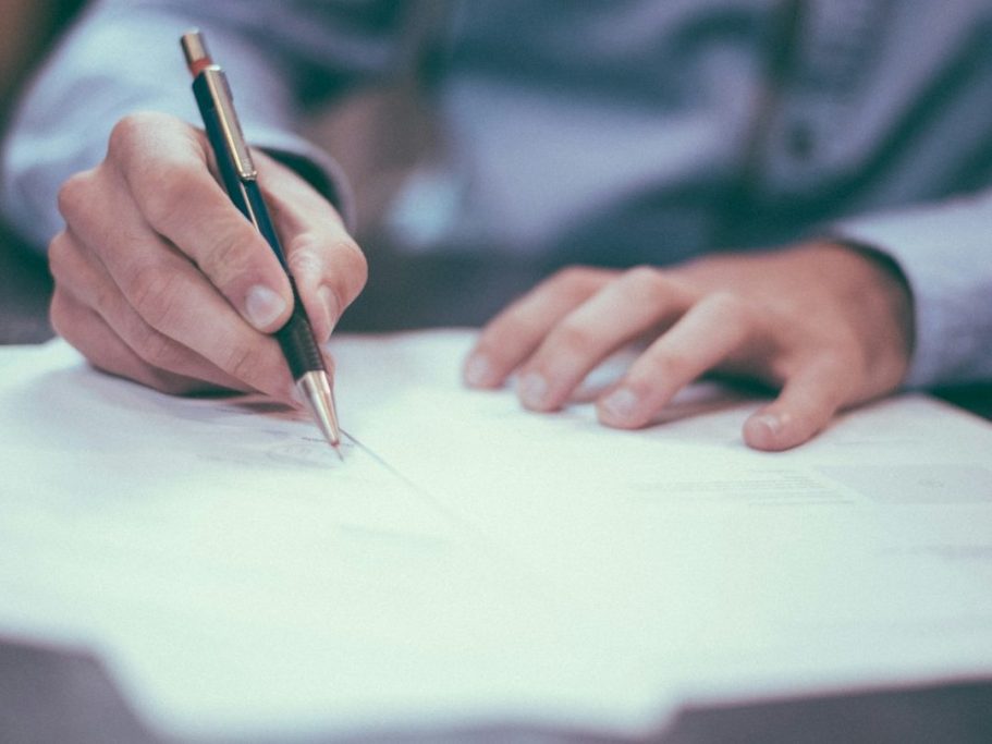 Unterschrift eines Dokumentes Unterschrift eines Dokumentes